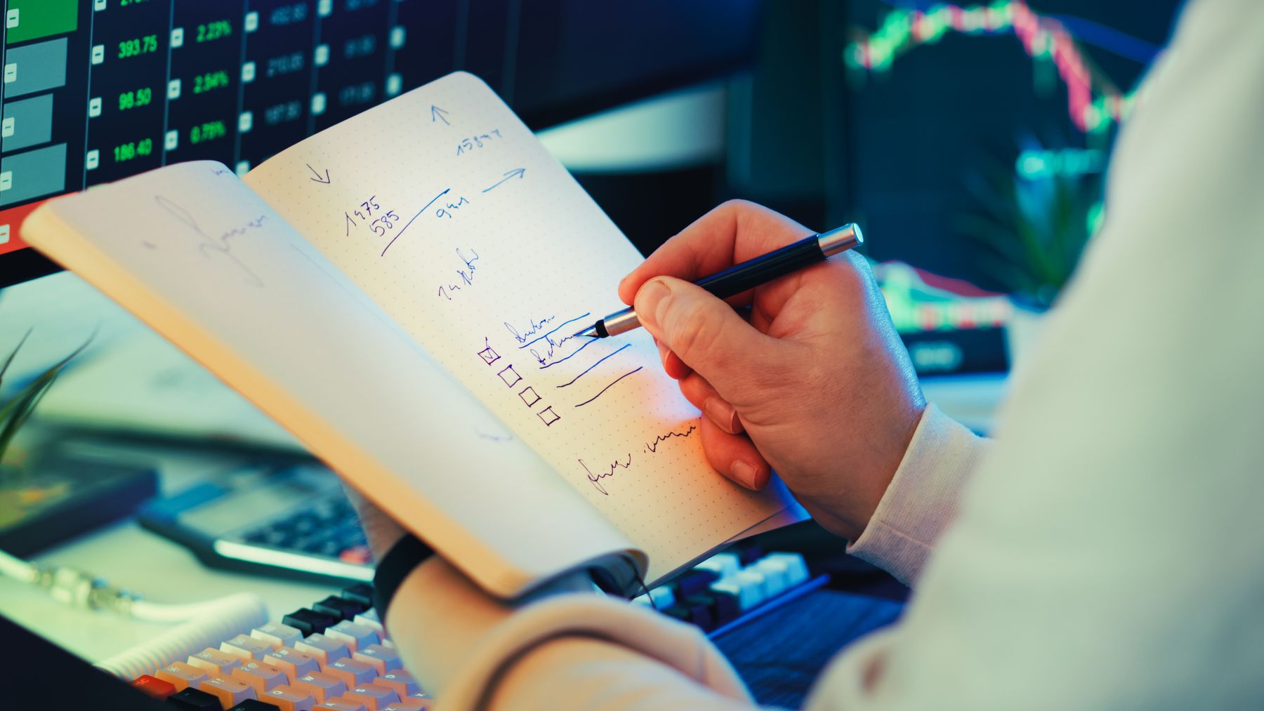 Analyst documenting an SEC filing review